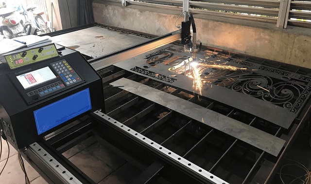 Nguyên lý hoạt động của máy cắt CNC là gì?